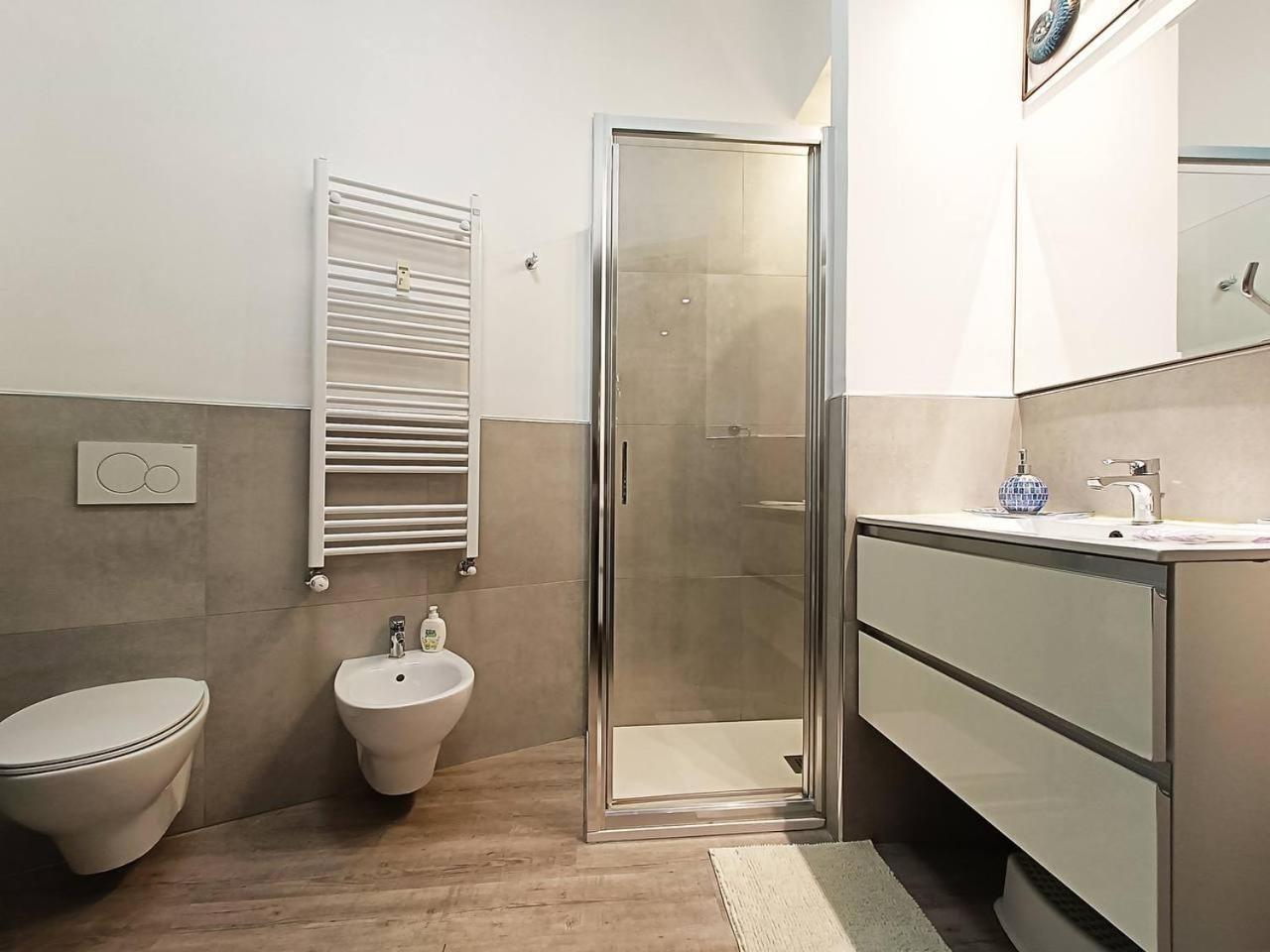 Genova Center Apartment - San Martino Eksteriør bilde