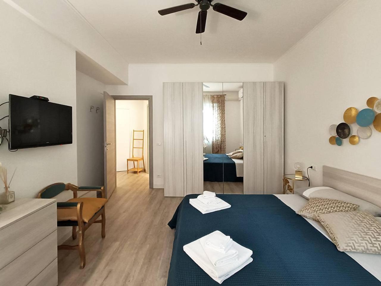 Genova Center Apartment - San Martino Eksteriør bilde